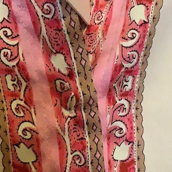 Women BnWt Fate shirt - Picture 7 of 7